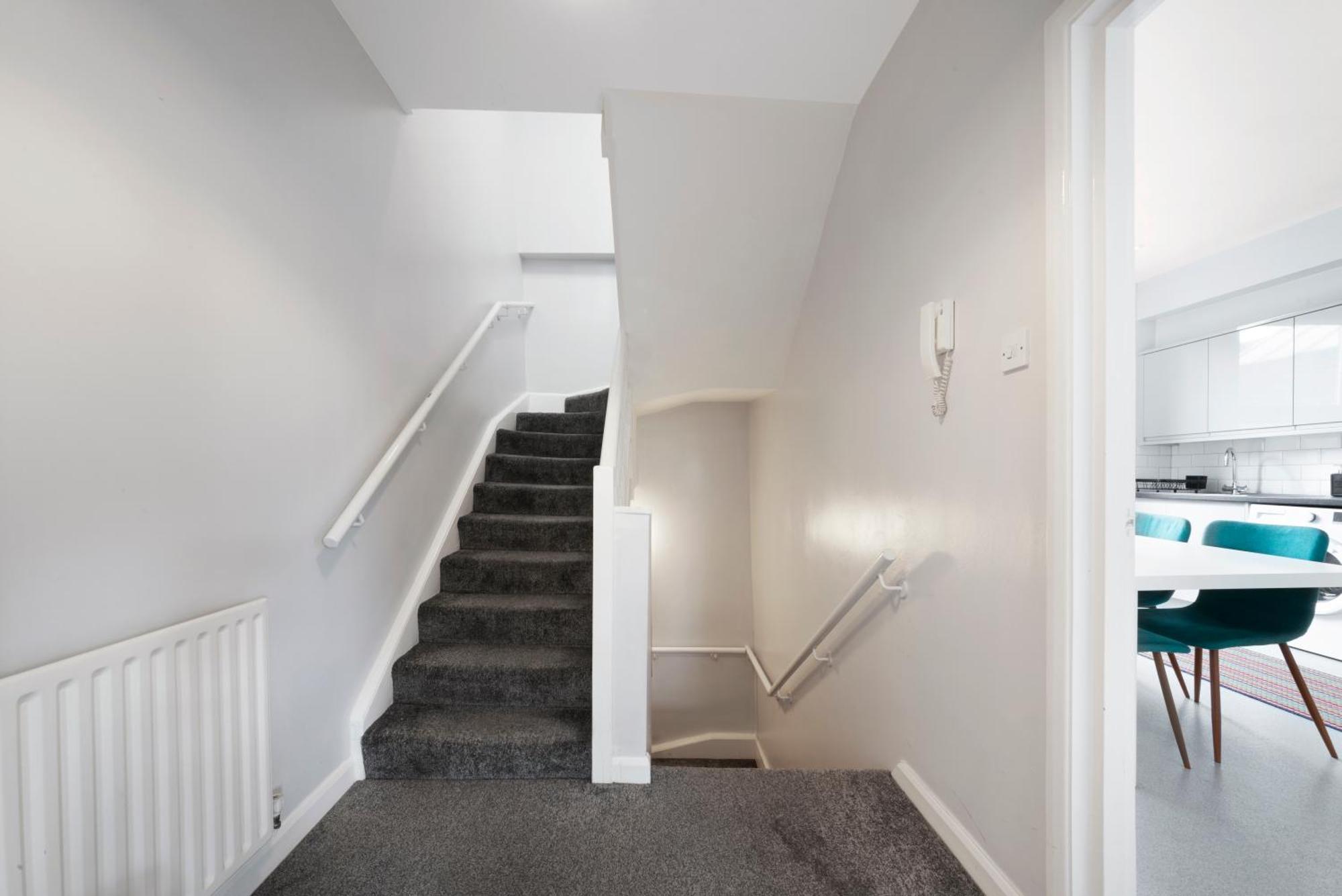 Two Bedroom Duplex In Angel High Street
